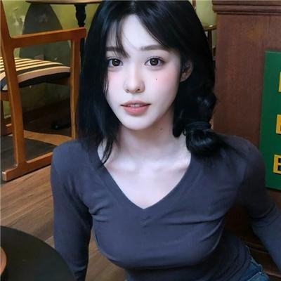 坐在门口的幽灵