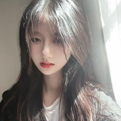 银河不曾拥抱月亮